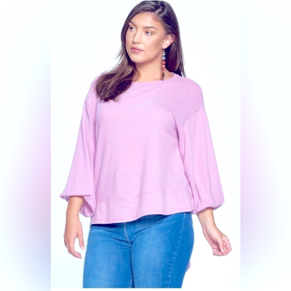 New!Plus Size Hacci Brush Balloon Sleeve Top with Peek-a-Boo Back SZ 1X 2X 3X - Picture 2 of 6